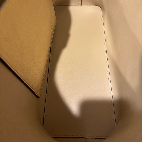 Tory Burch McGraw Metallic Leather Tote - Picture 11 of 11